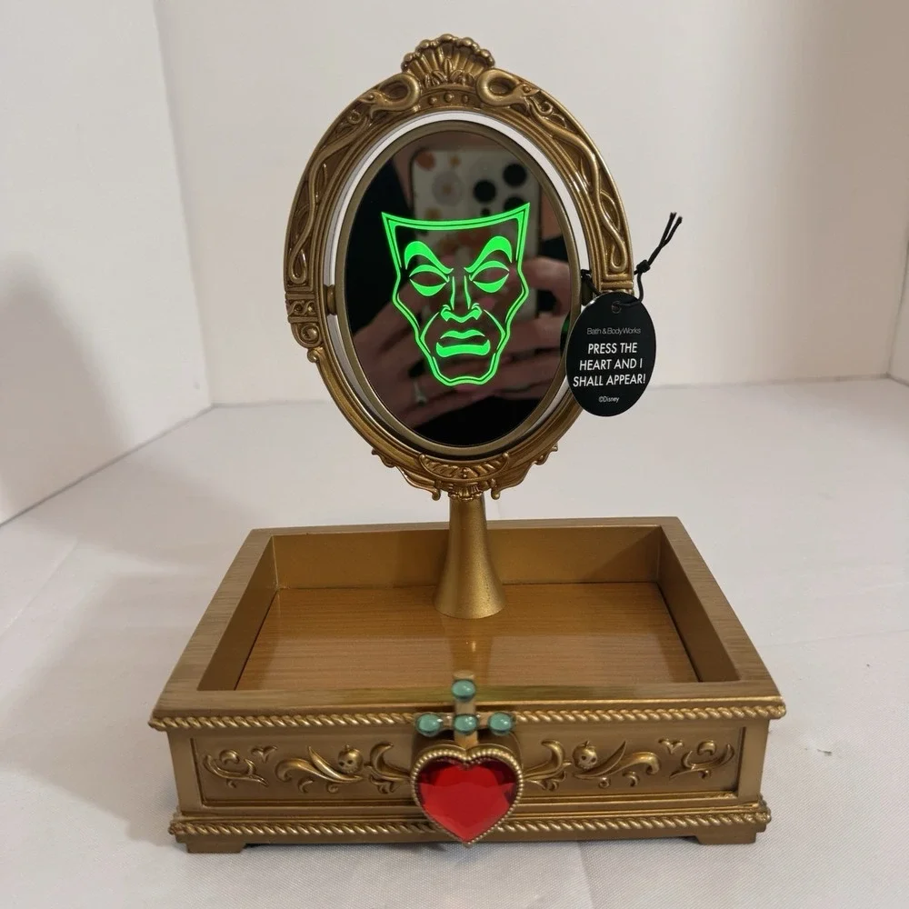 Bath And Body Works Disney Villains Evil Queen Light Up Body Care Tray - Picture 5 of 6